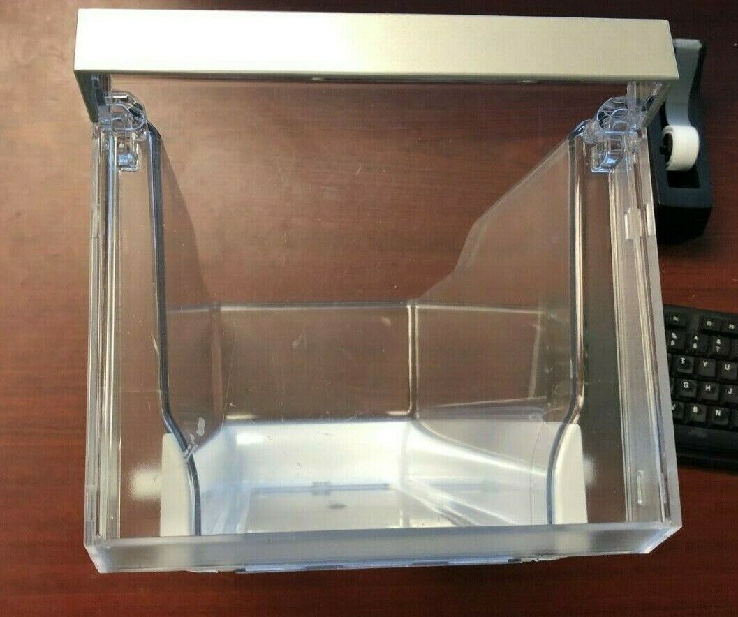 LG REFRIGERATOR MIDDLE CRISPER DRAWER W/SILVER TRIM PART# MCK672600 DC756