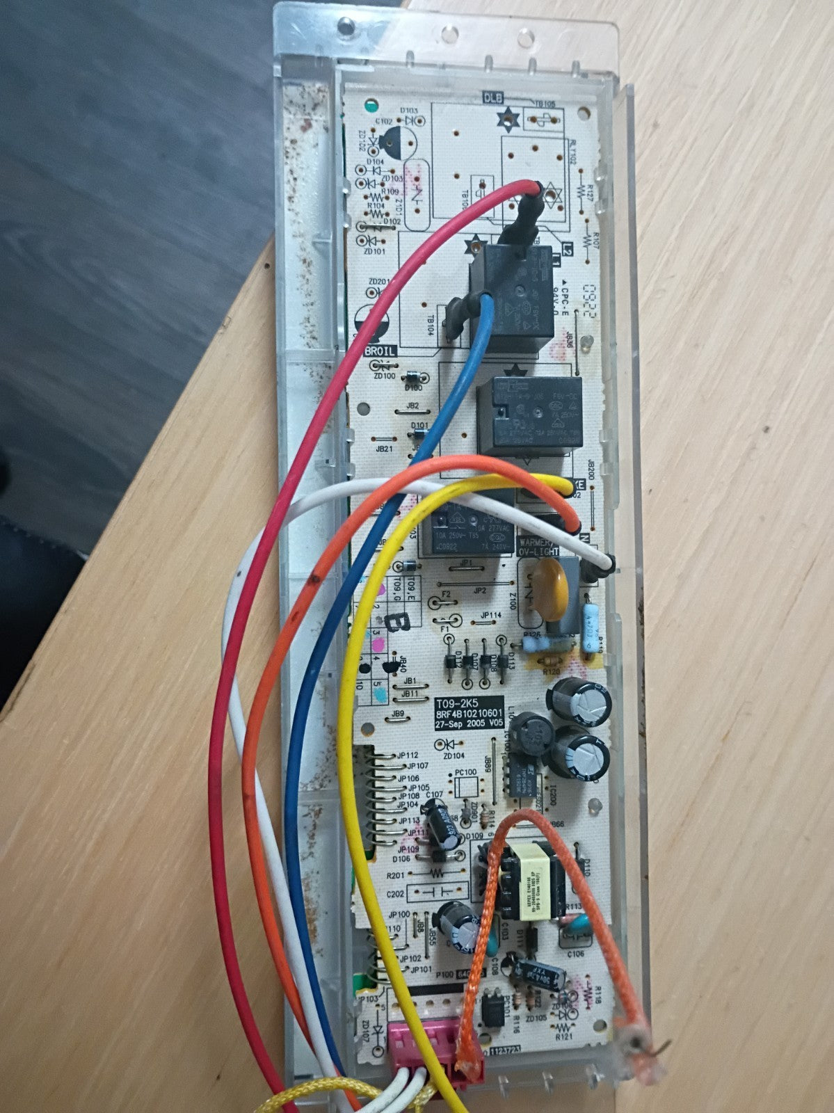 GE White Range Control Board RGT90XP002CN-CA Used KB18