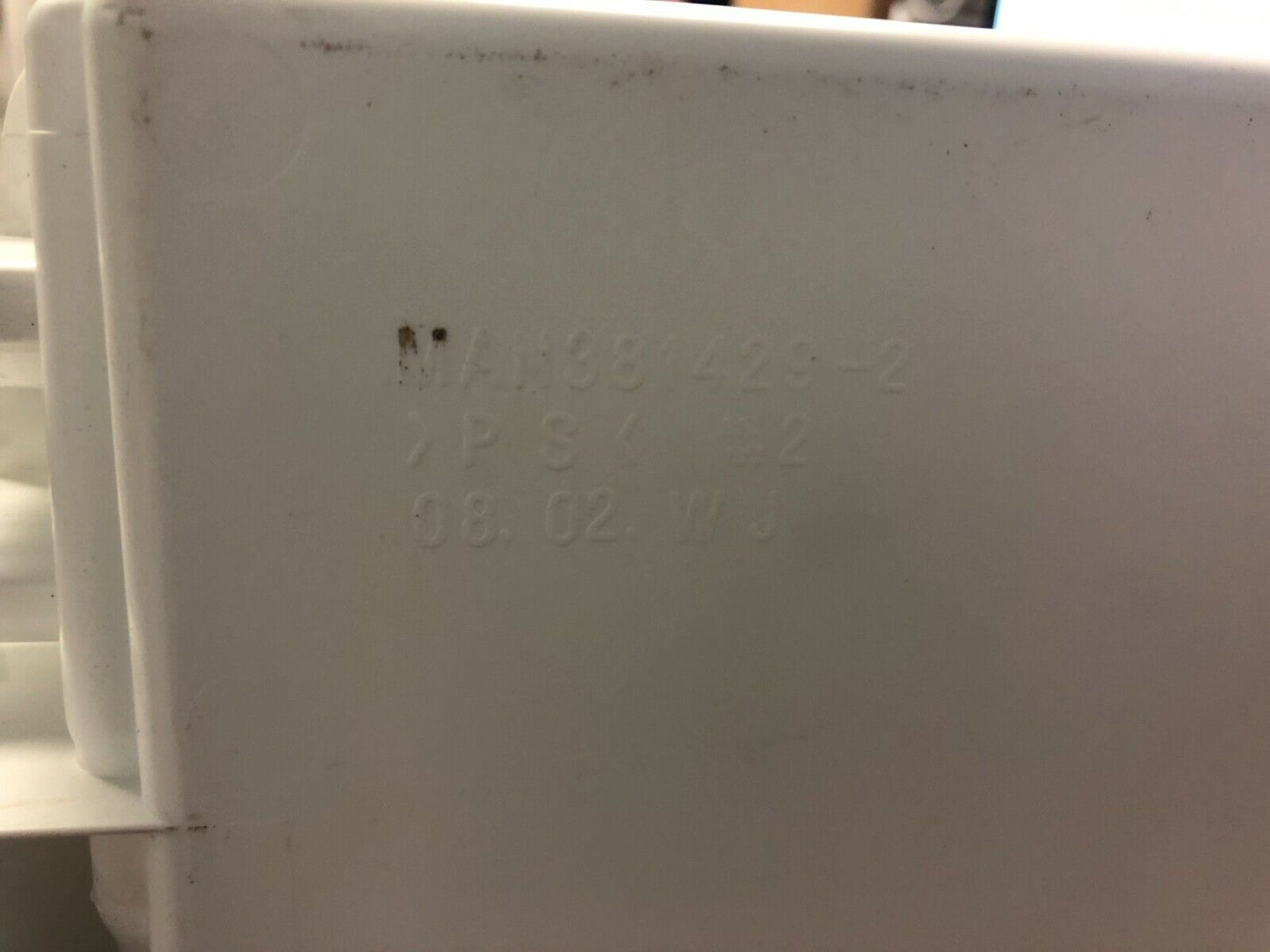 LG Refrigerator Dairy Bin Part # MAN381429-2 DC753
