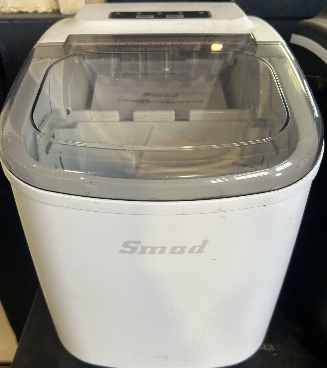Smad Countertop Bullet Ice Maker DIM-26NU(H) Makes 26lbs White New In Box