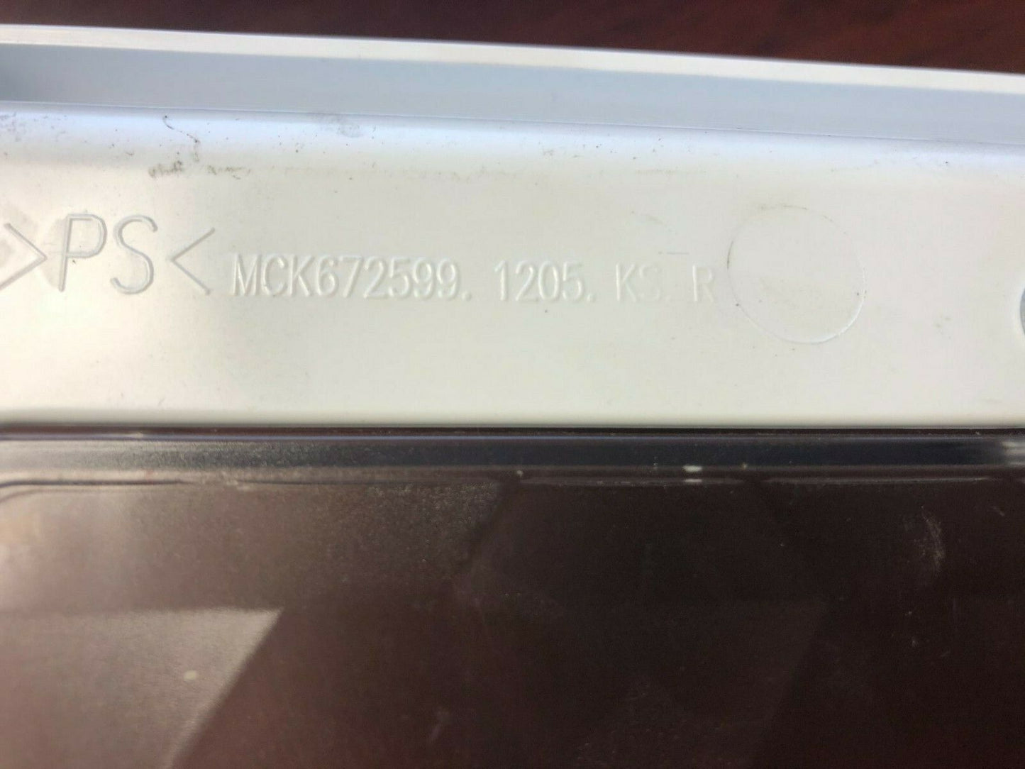 LG REFRIGERATOR CRISPER DRAWER - PART# MCK672599 DC754