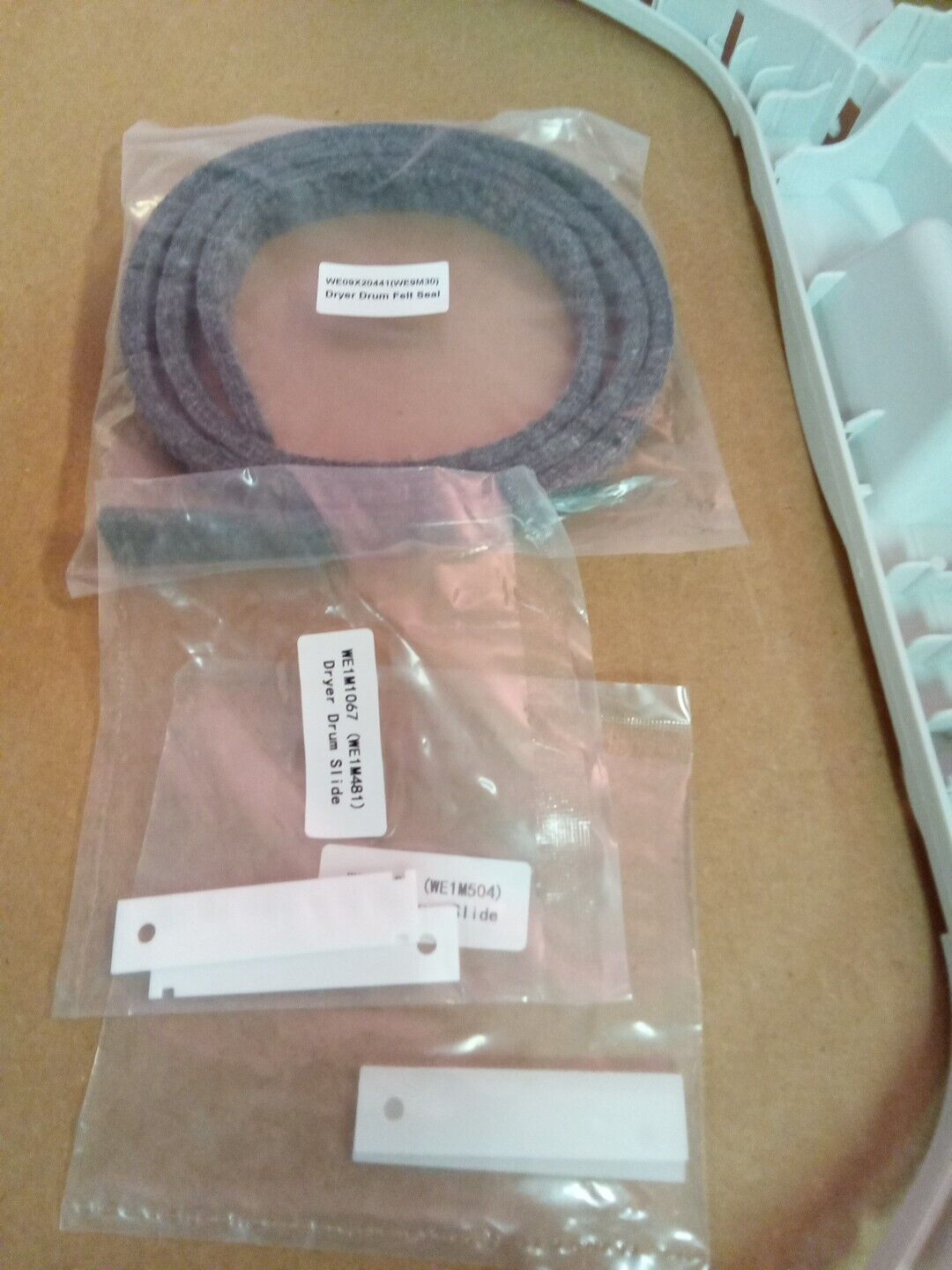 WE49X20697 GE Bearing Kit, OEM(2) WE1M504, (2) WE1M1067, WE3M26 SEA457 DR66