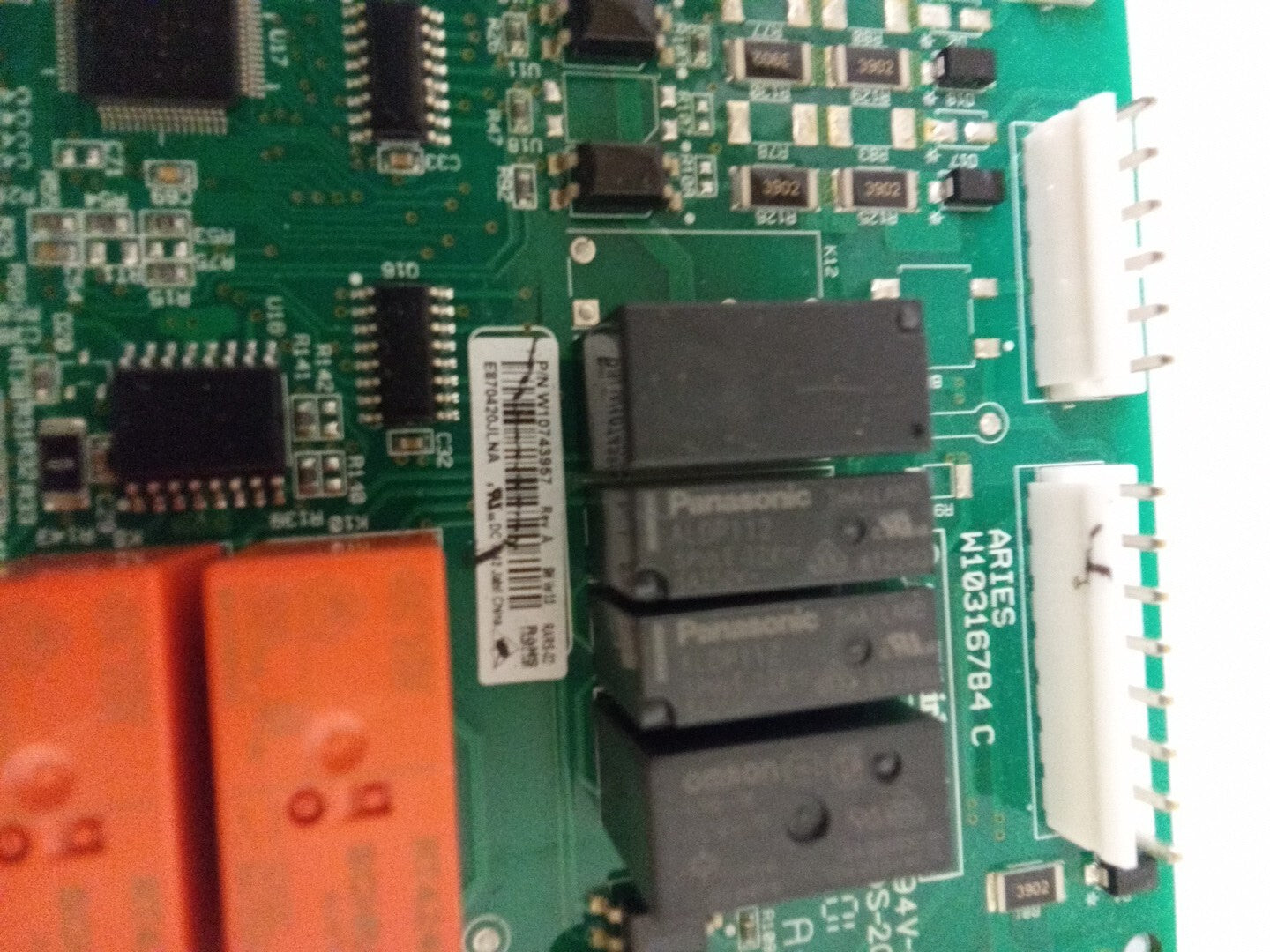 Whirlpool Refrigerator W10743957 Control Board AK-802