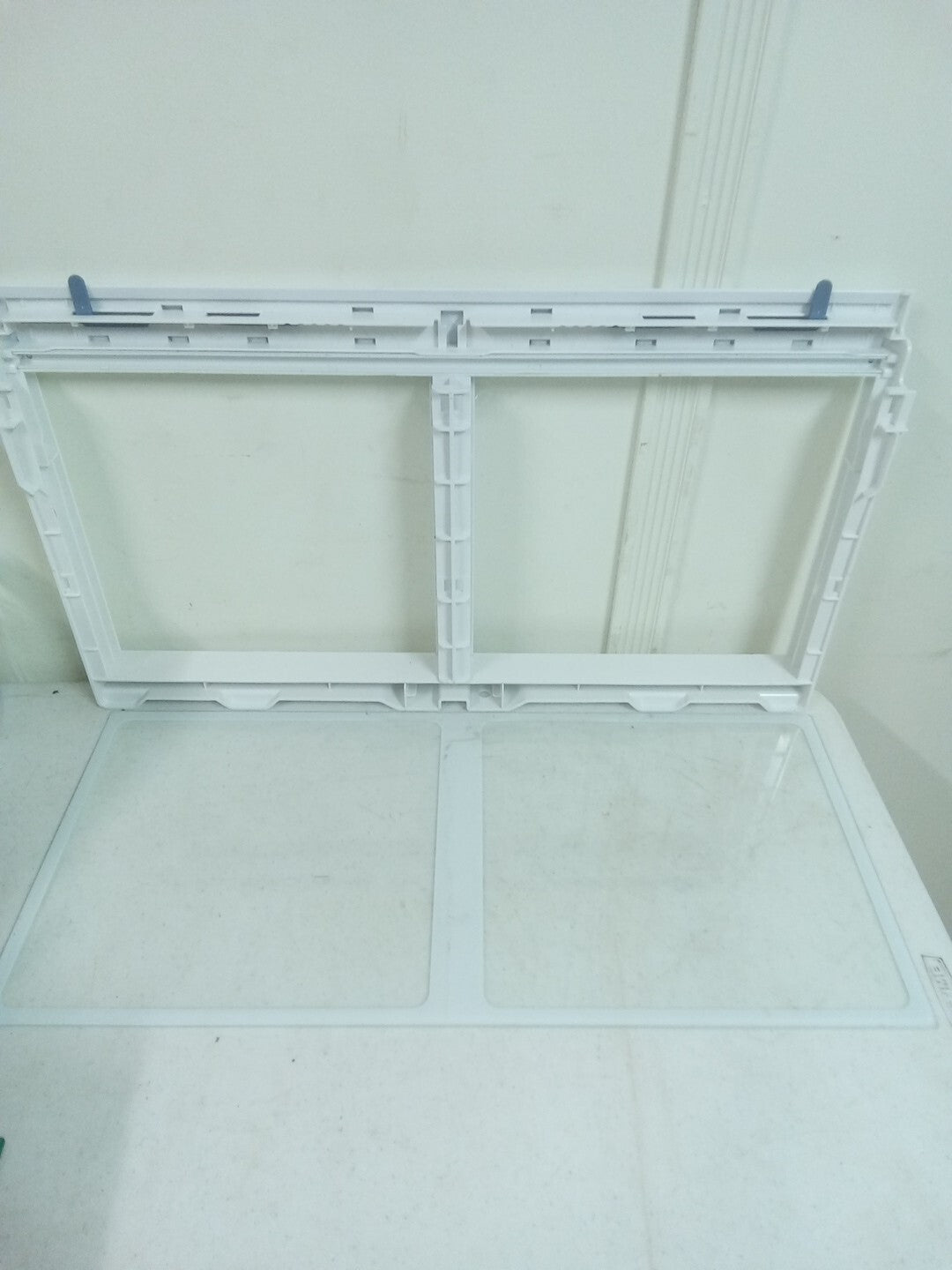 Whirlpool Ref. Crisper Assembly WPW10568041, WP67006878 AK-831