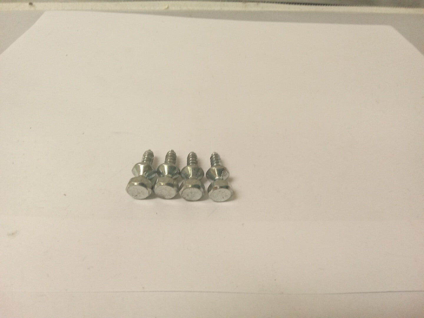 Frigidaire Refrigerator Door Handle Screws (4) AK-824