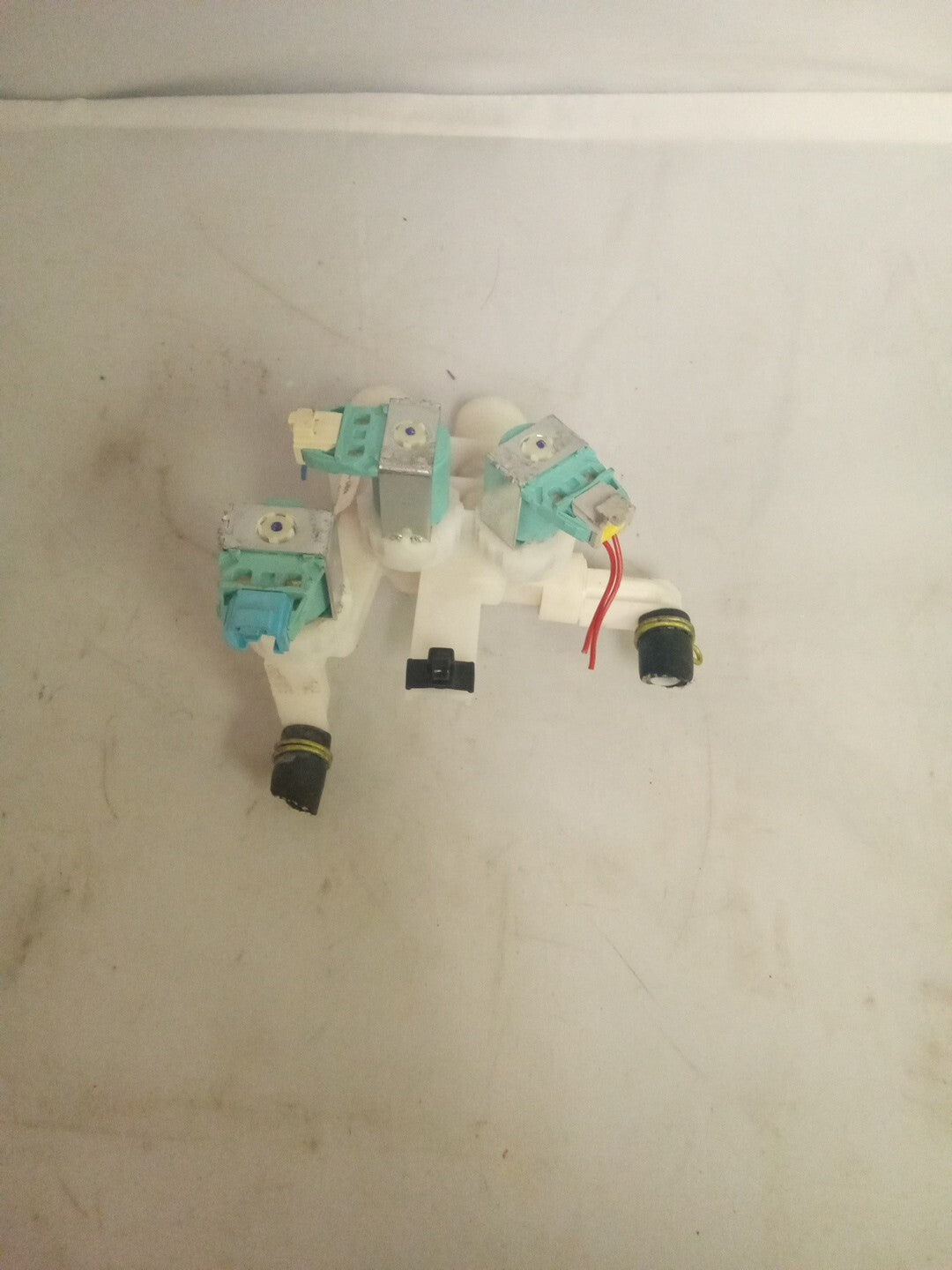 OEM Whirlpool Washer Water Valve W10509710 W10435235 33090084 AK-579