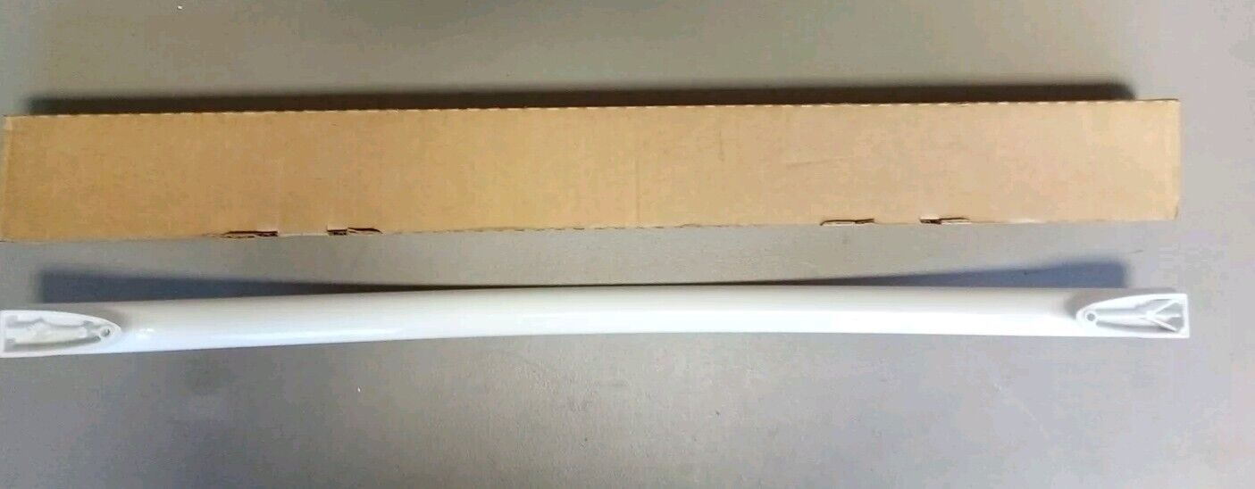 Whirlpool W10300489 Range Oven Door Handle Genuine OEM White Ov-39