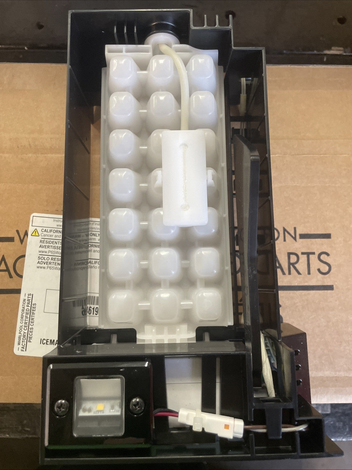 Whirlpool/Jenn-Air Ice-maker Assembly W11646196- BA7