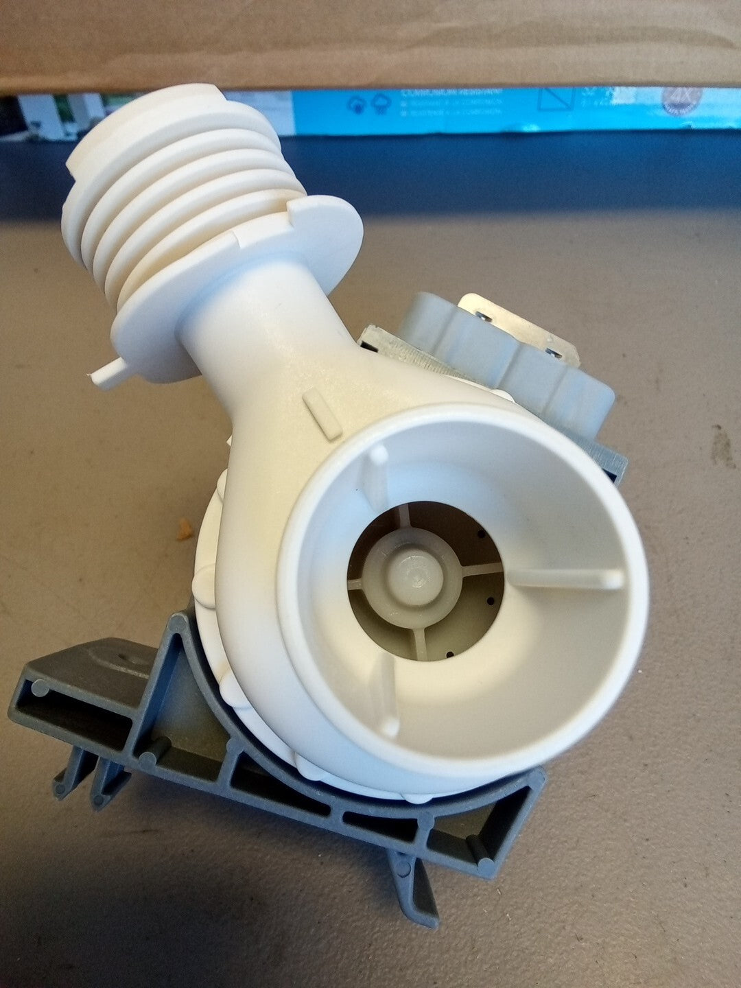 Replacement Washing Machine Drain Pump For Frigidaire 137240800 137311900 YLW-36