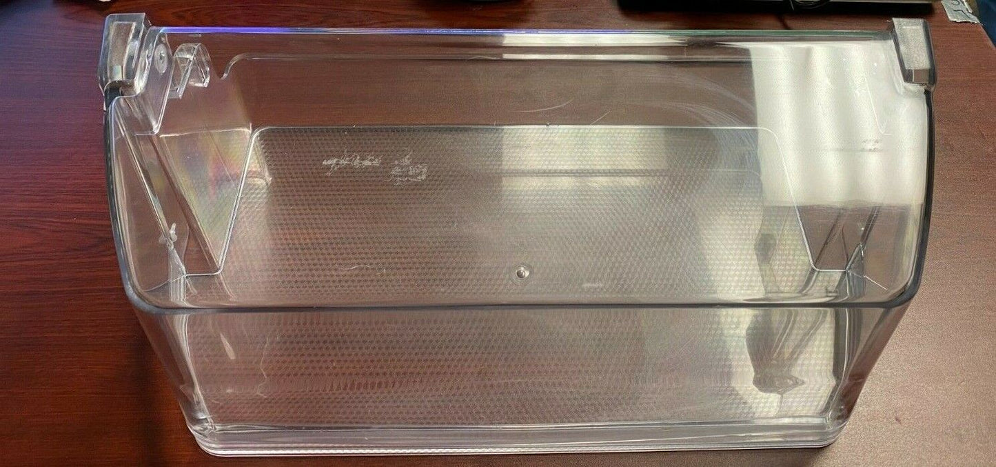 LG Refrigerator Door Bin With Cover Clear MAN63109201 Used LGR52