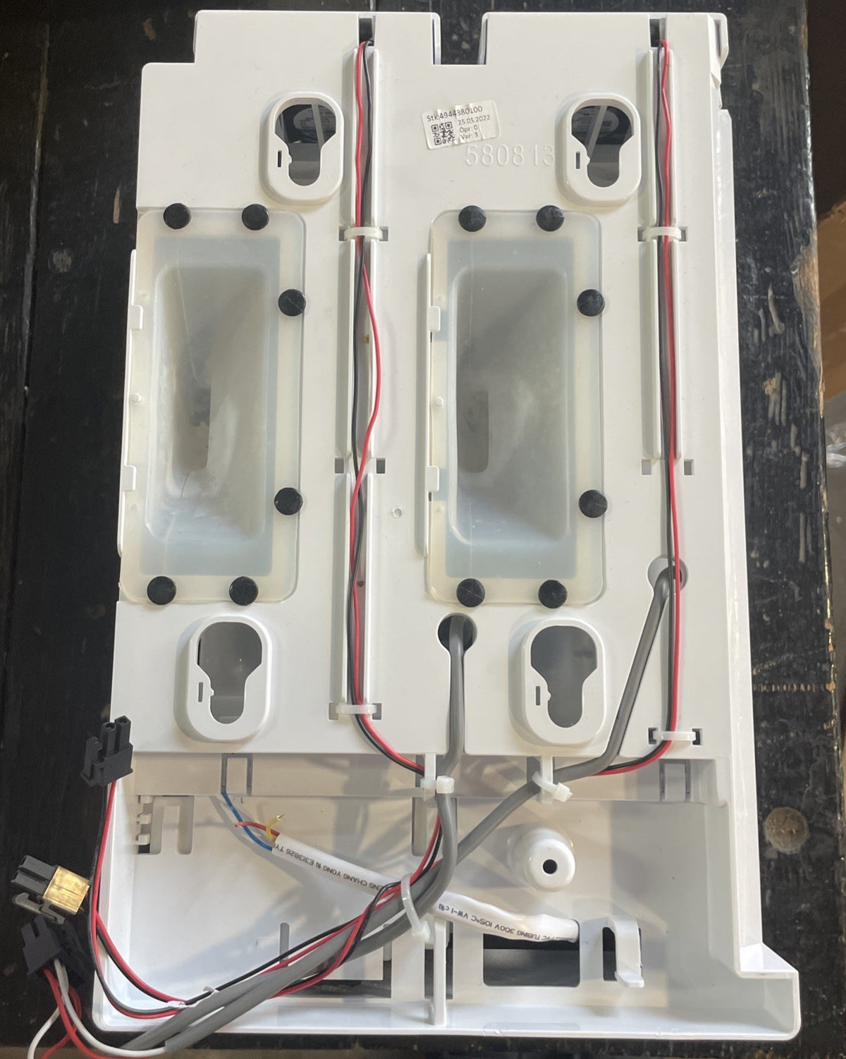 Blomberg 4944880100 Ice Maker Machine Group Assembly BA119