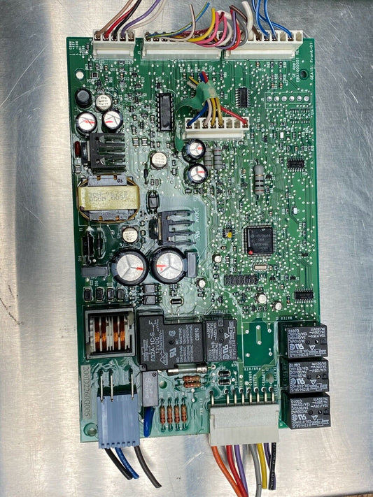 GE 200D2260G005 Refrigerator Control Board Used SH234