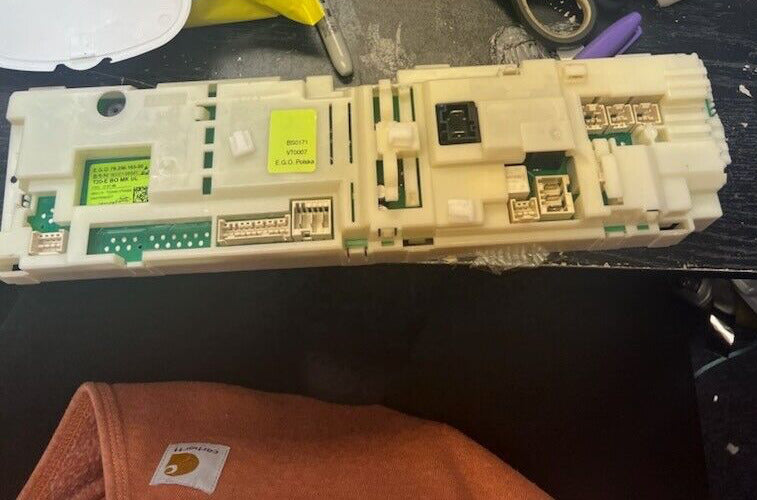 USED Bosch Dishwasher Control Board - Part # 79.056.165-30 9000194641 SCM727