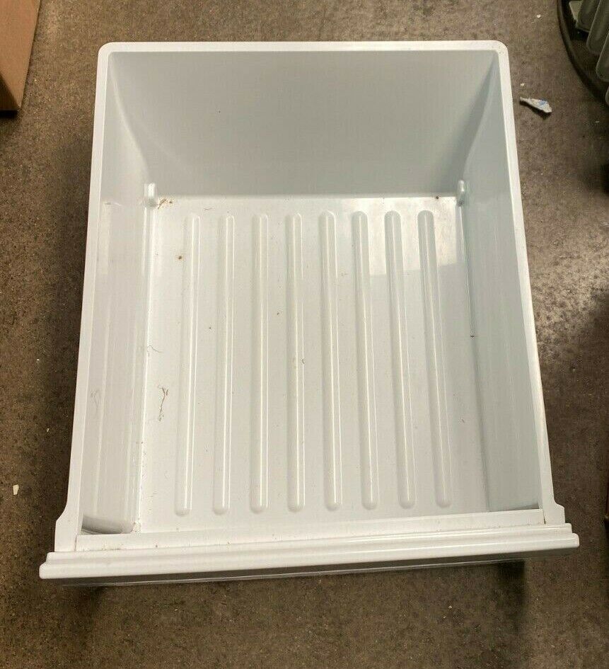 LG Refrigerator Crisper Drawer Used LGR45