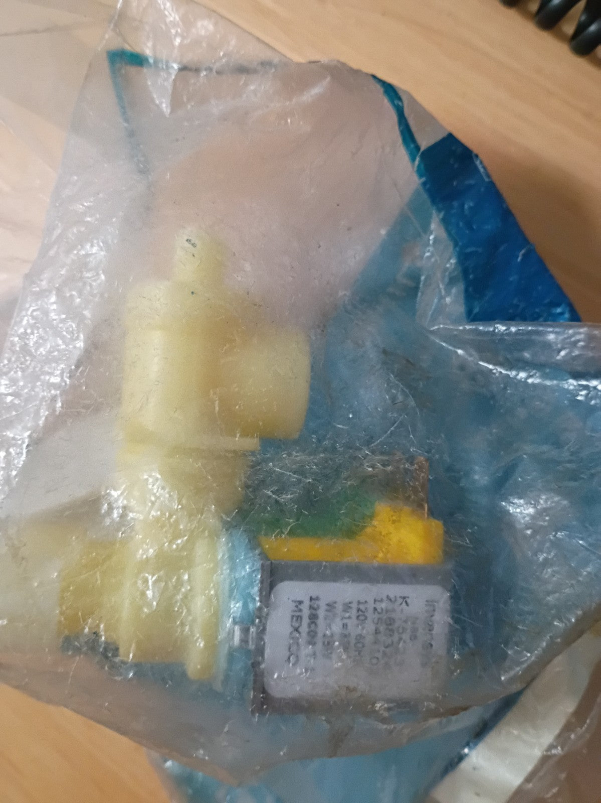 New 218832401  Electrolux Frigidaire Refrigerator Water Valve KB5