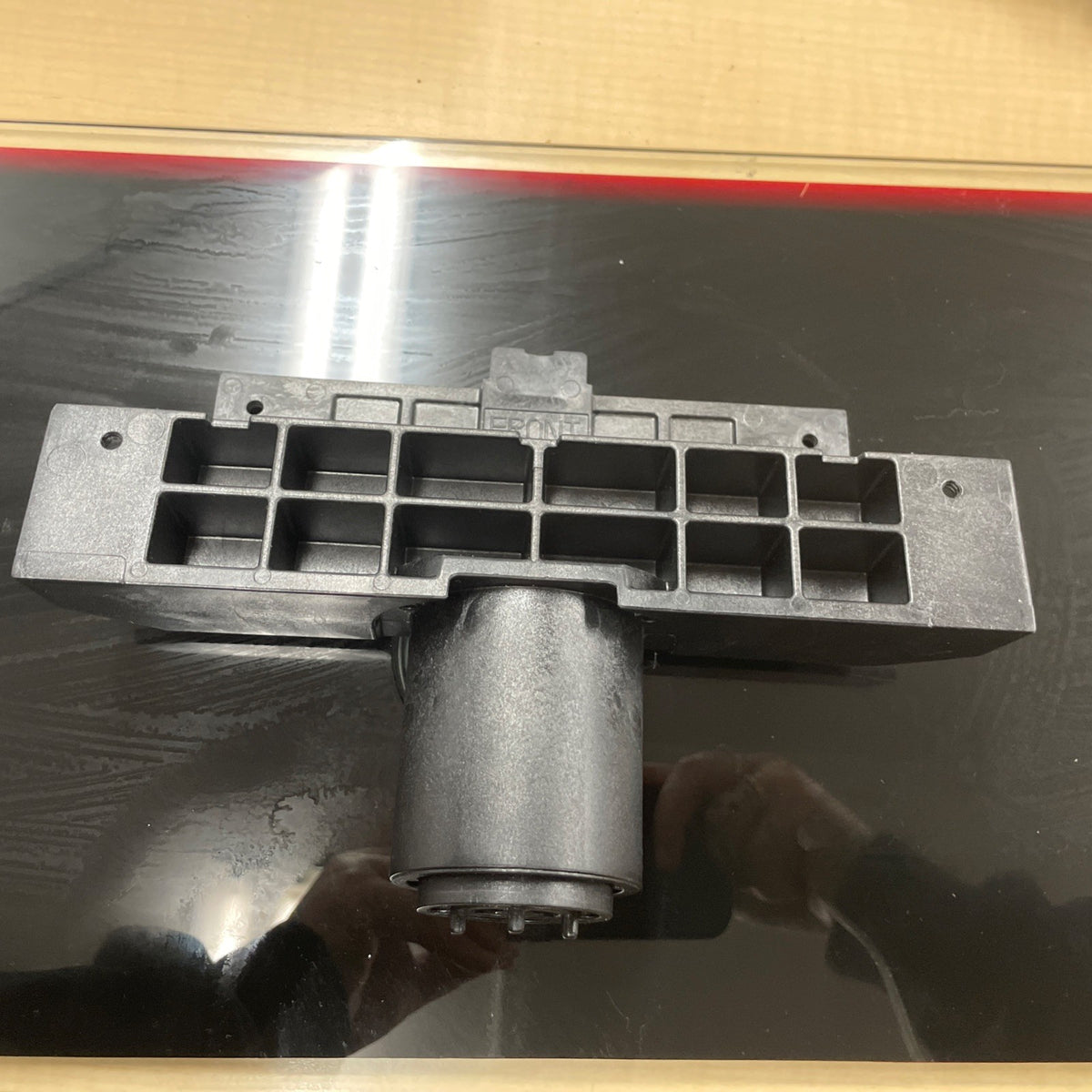 Samsung TV Stand Base For Model LN40B540P8F. Part # BN61-04374A. BA140