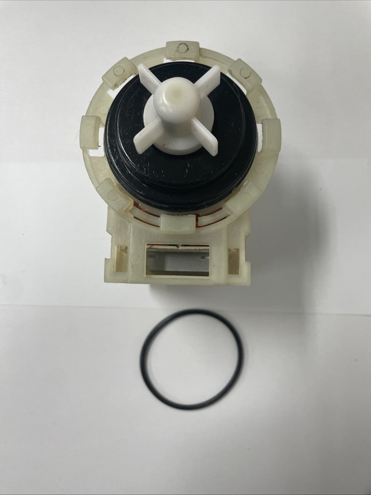 W10117829 Washer Drain Pump. JB17