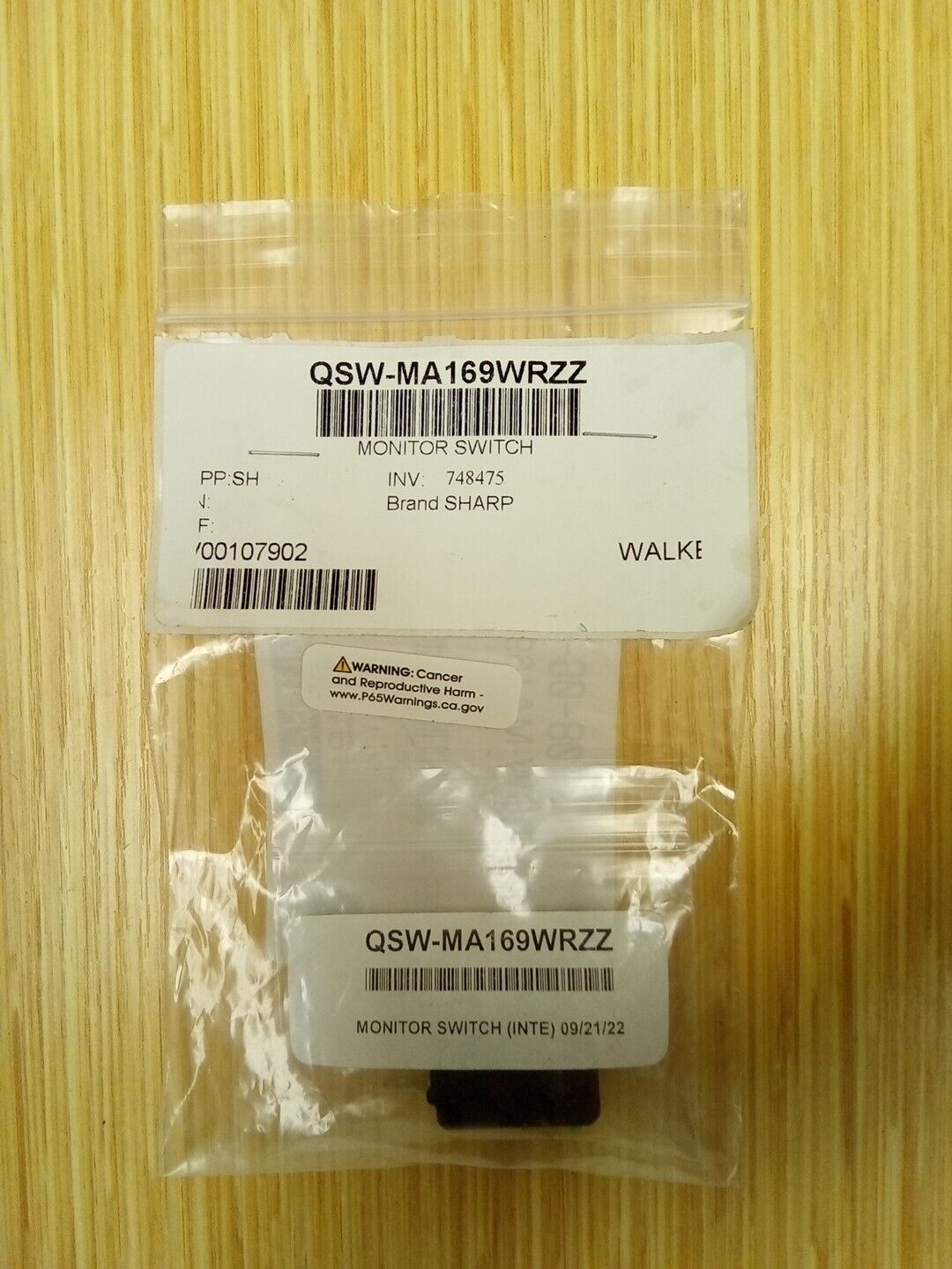 QSW-MA169WRZZ Sharp Secondary Interlock Genuine OEM SHRPQSW-MA169WRZZ New SEA319