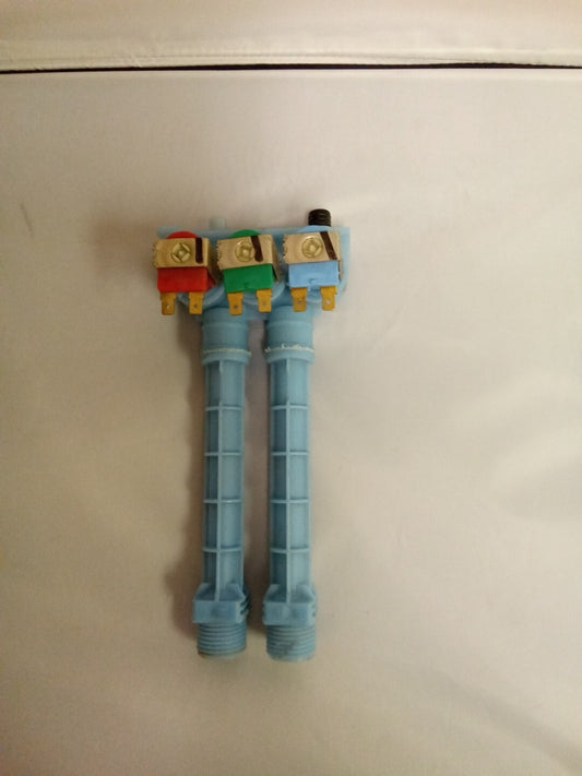 Frigidaire Washer Water Valve  134371210 AK-590