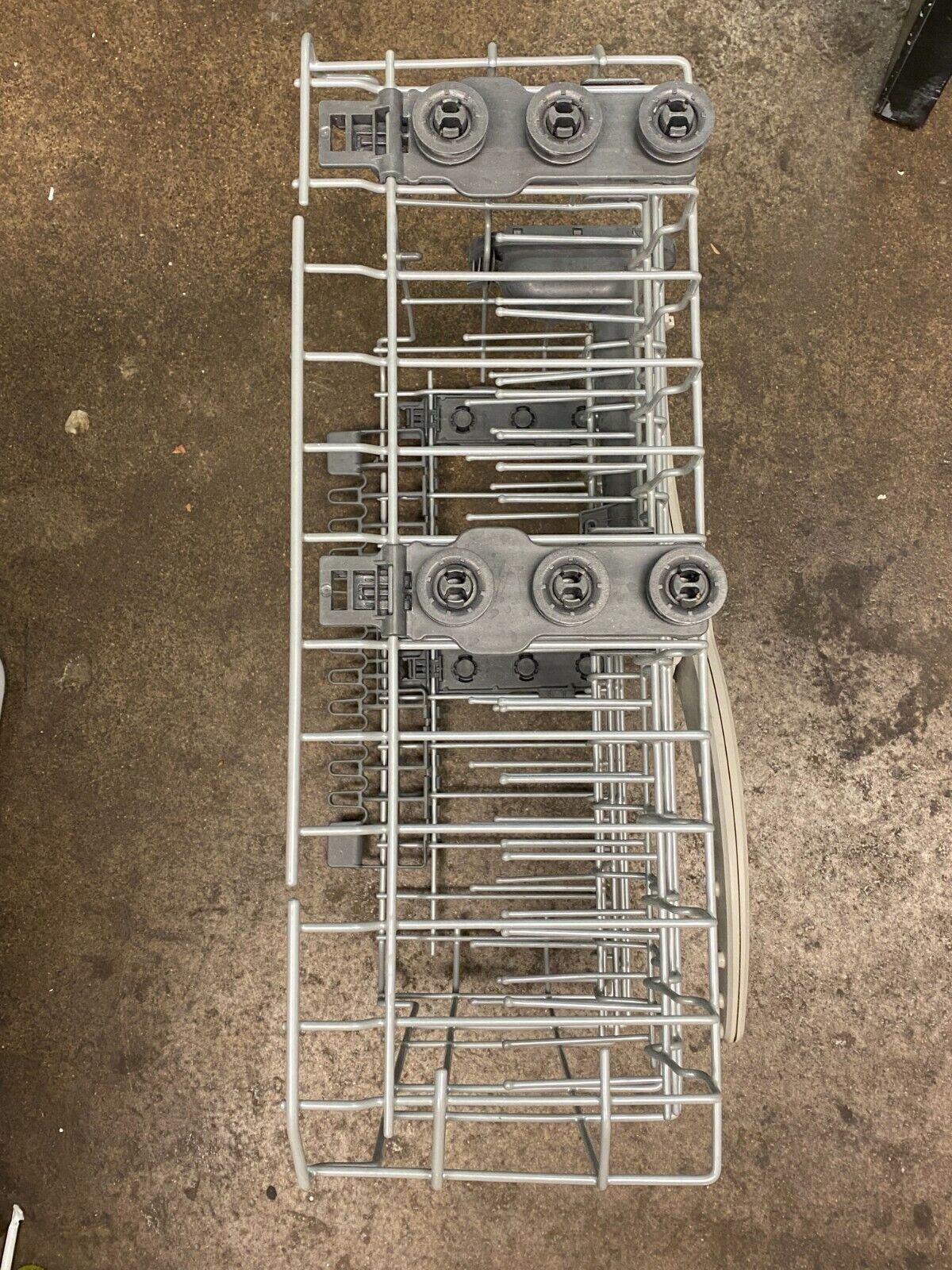 GE GDF530PGM0WW Dishwasher Upper Rack With Spray Arm Used SH477