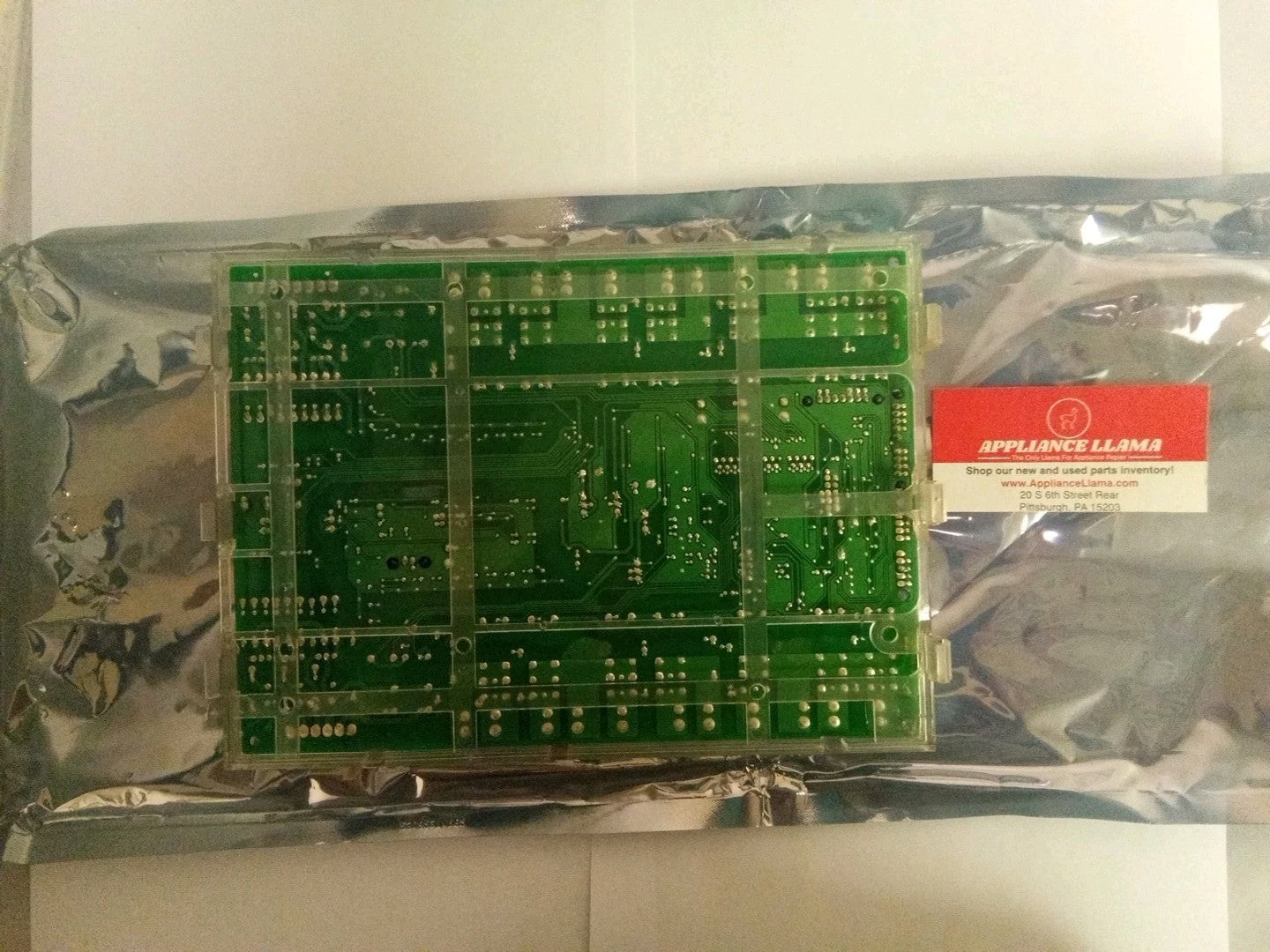 Sub Zero,  Wolf Oven Relay Board. Part Number 819606  AMK-663