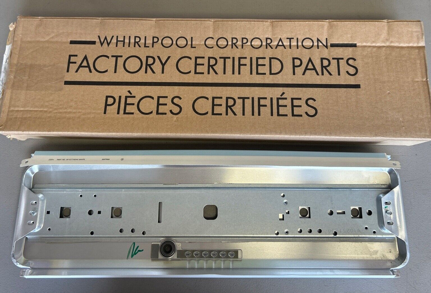 Genuine OEM Maytag Whirlpool Washer W10911081 Control Board Panel Trim Only WR77