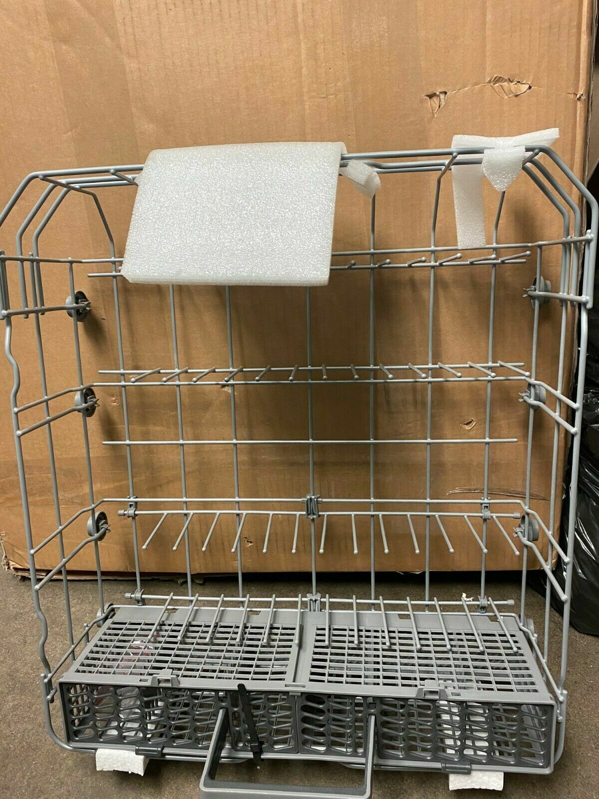 LG LGF55455T Dishwasher Lower Rack w/ Silverware Basket & Upper Rack