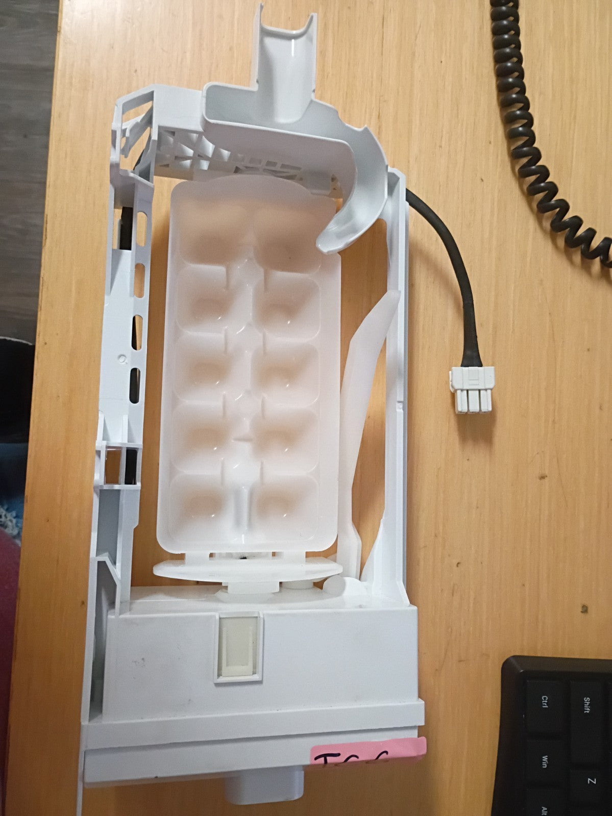 ANC A11127913 Frigidaire Refrigerator Ice Maker Replacement New Out Of Box KB4