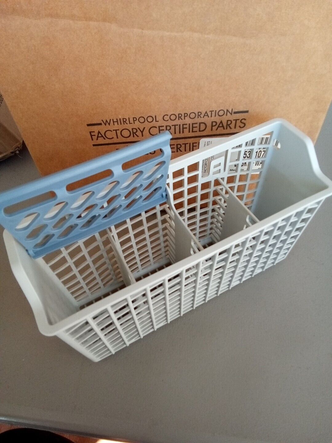 WP8539107 WHIRLPOOL DISHWASHER SILVERWARE BASKET DW16