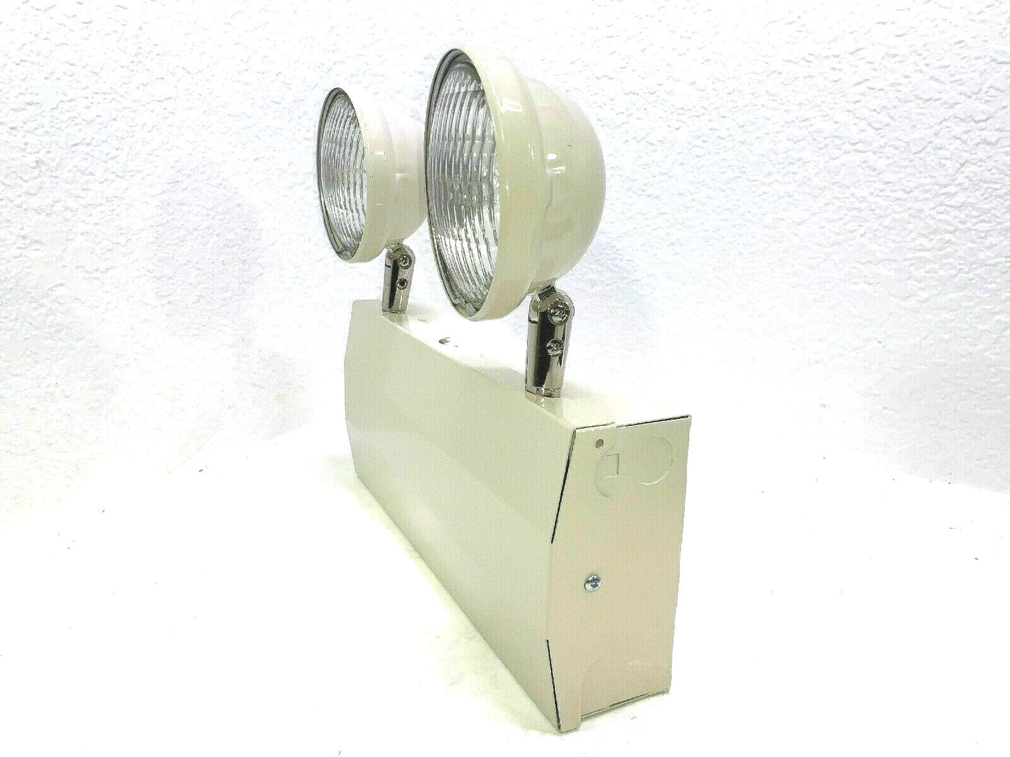 Big Beam Emergency Light H2T6S16-8 Emer Unit WB 499-5916 Cream Tan New TLM-00