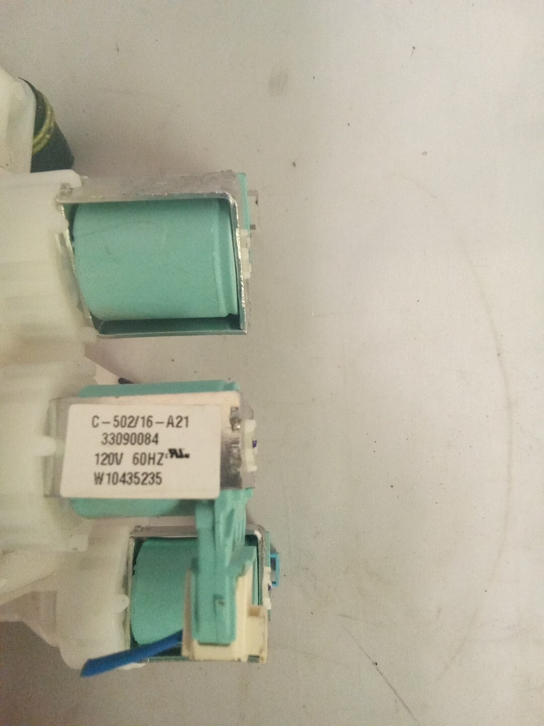 OEM Whirlpool Washer Water Valve W10509710 W10435235  33090084 AK-579