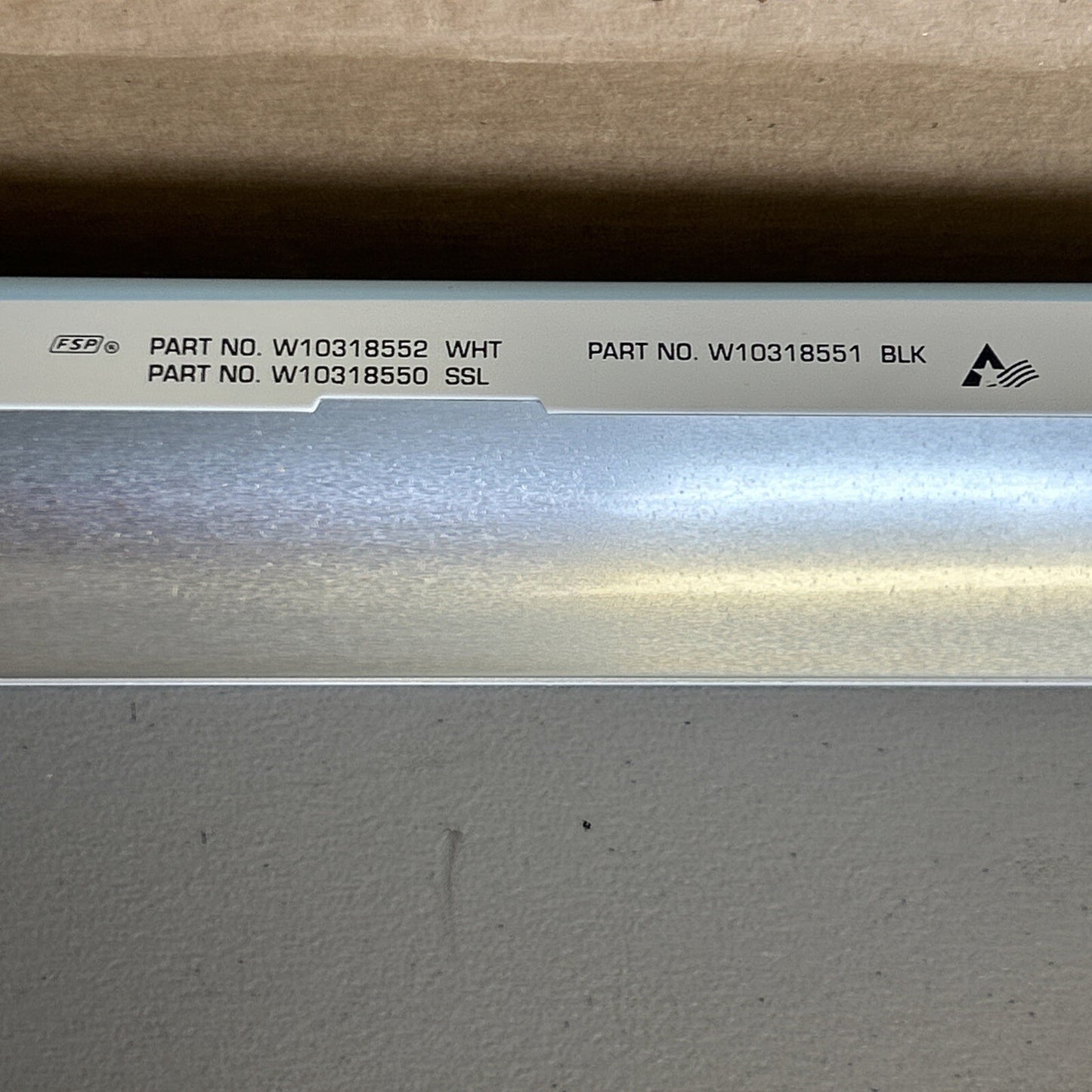 Whirlpool  W10318552 Range Control Panel Trim White New In Box Ov36