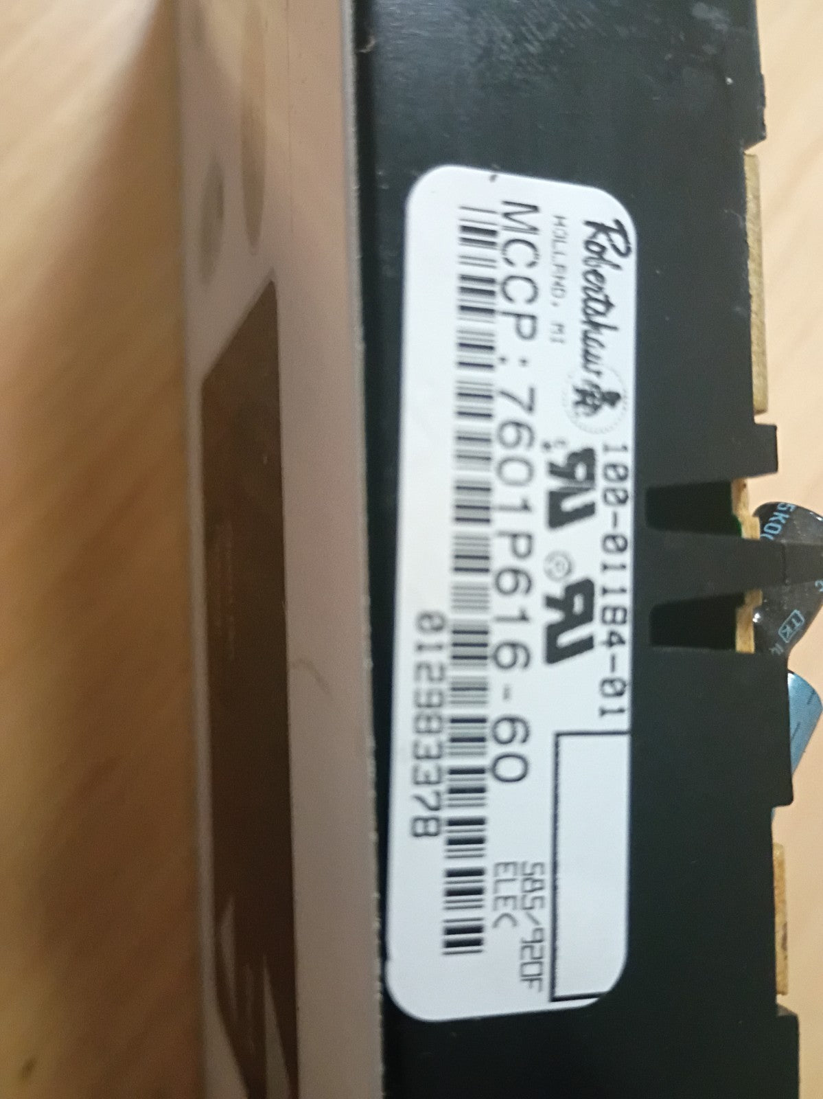 Whirlpool Oven Control Board White 7601P616-60 Used KB19