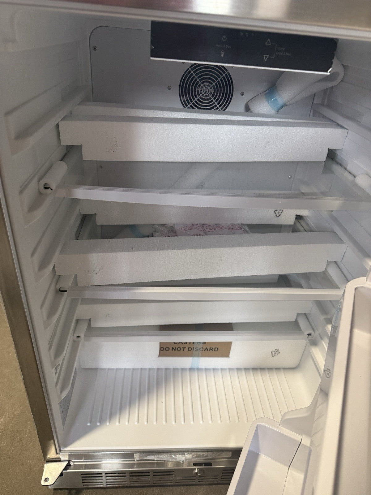 NS-OCF55SS2 Indoor/ Outdoor Fridge  5.4 Cu Ft New In Box