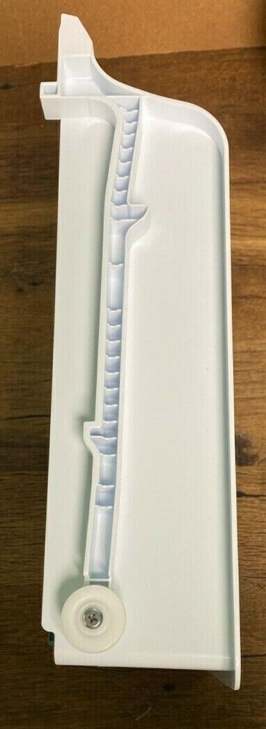 Samsung Refrigerator RF22N9781SG Freezer Drawer Shelf New Display Model DST62