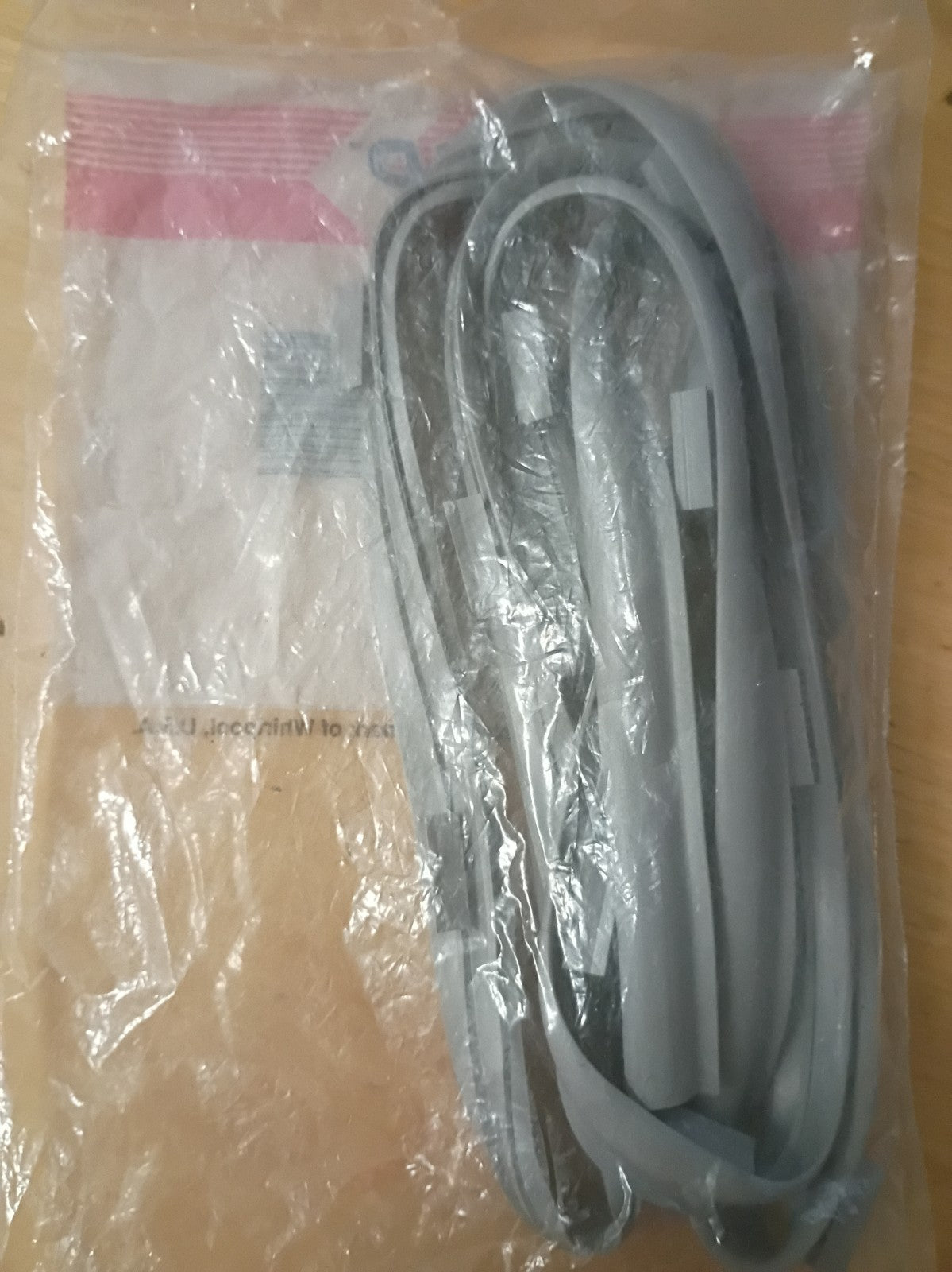 New Whirlpool 31001529 Door Seal Dryer KB8