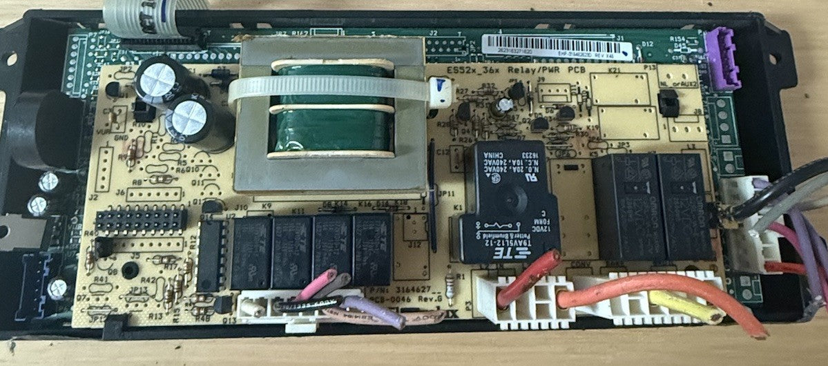 USED FRIGIDAIRE RANGE CONTROL BOARD  PART # 316560105 5304495520 JB191