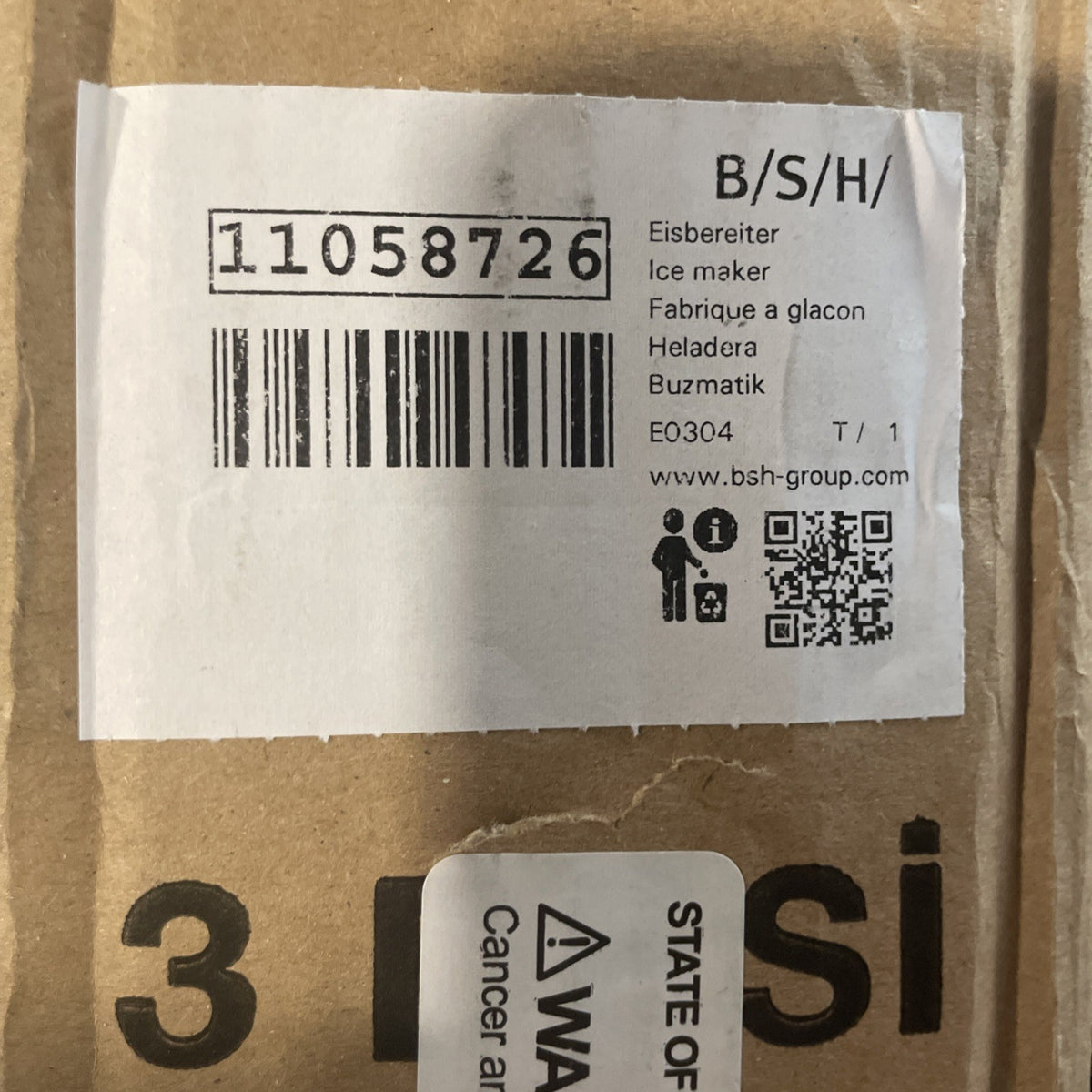 Bosch/Thermador Refrigerator Ice Maker - 11058726. BA28