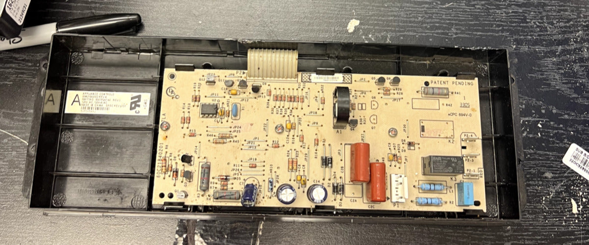 USED 8507P247-60 MAYTAG WHITE OVEN CONTROL BOARD SCM505