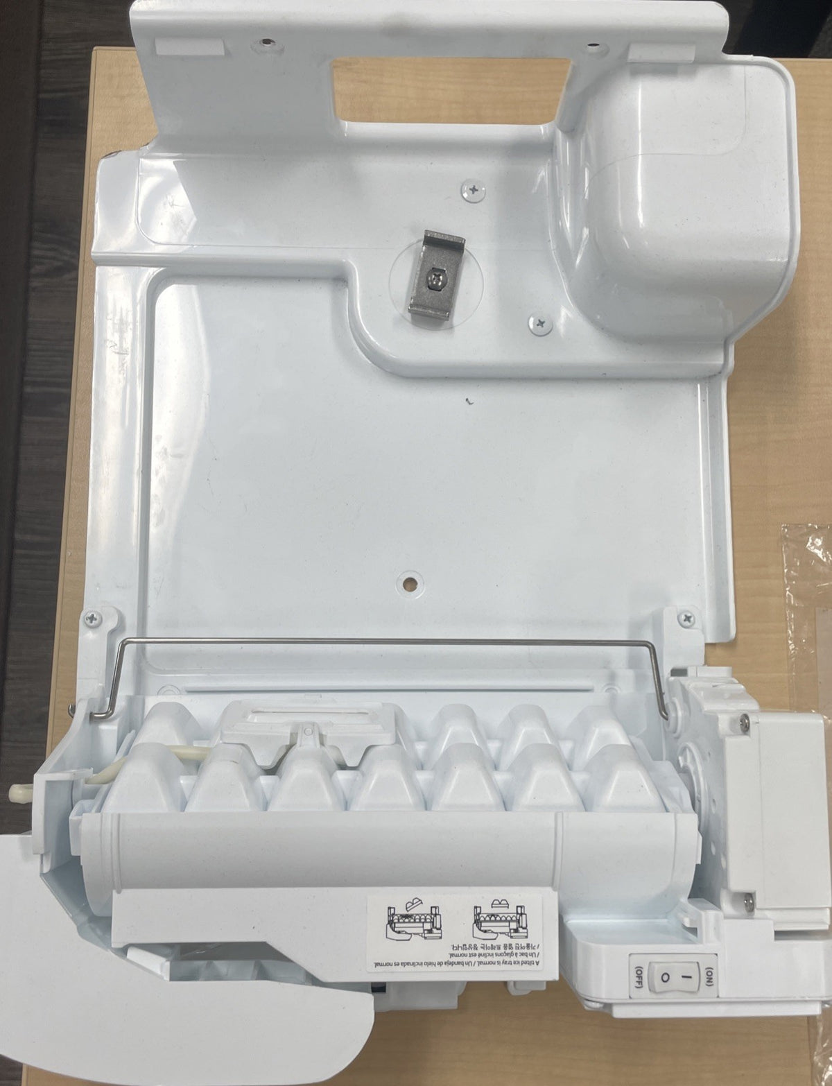 ACZ74170504 Ice Maker Dispenser Assembly BA124