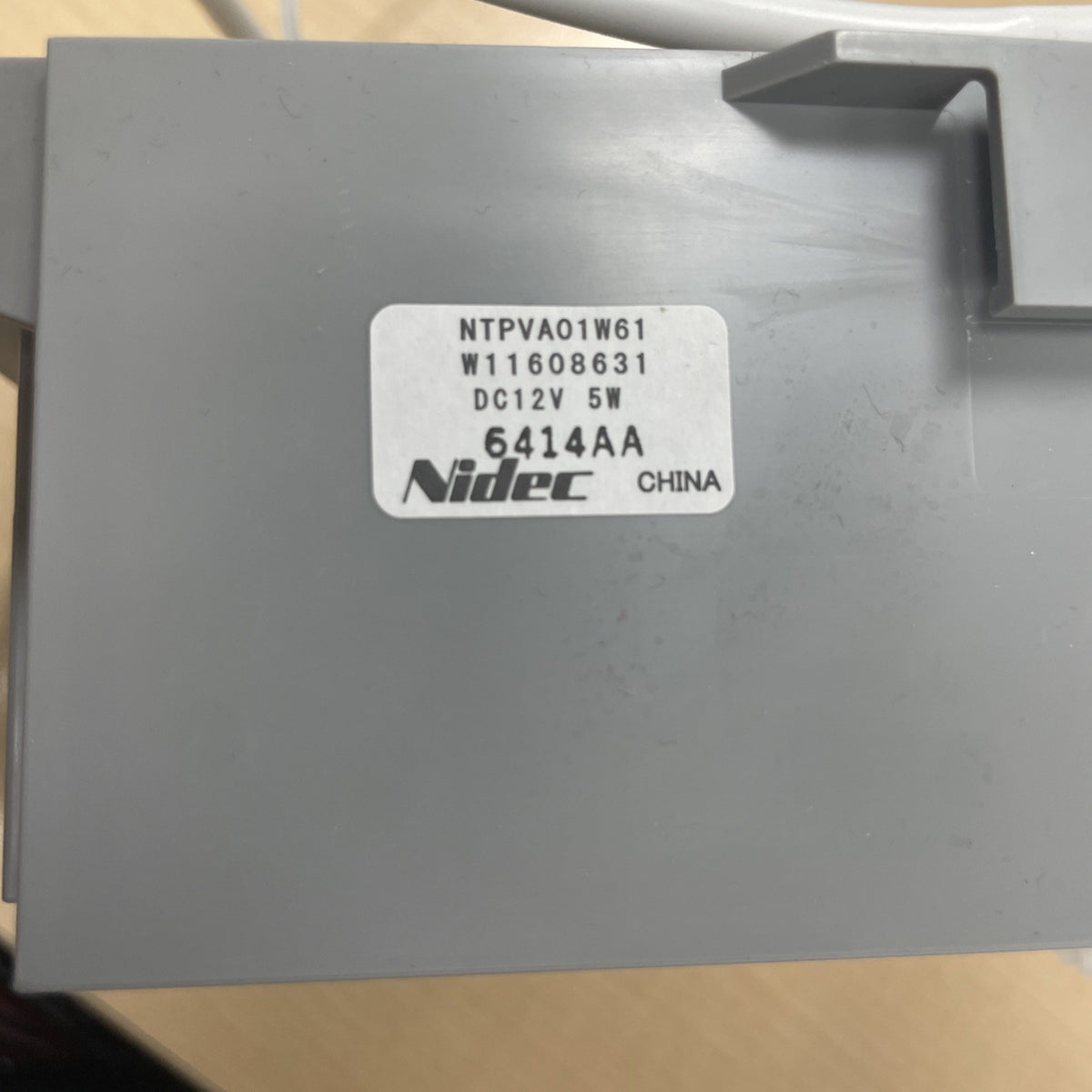 Genuine OEM Whirlpool Refrigerator Ice Maker W11788019/W11608631 BA130