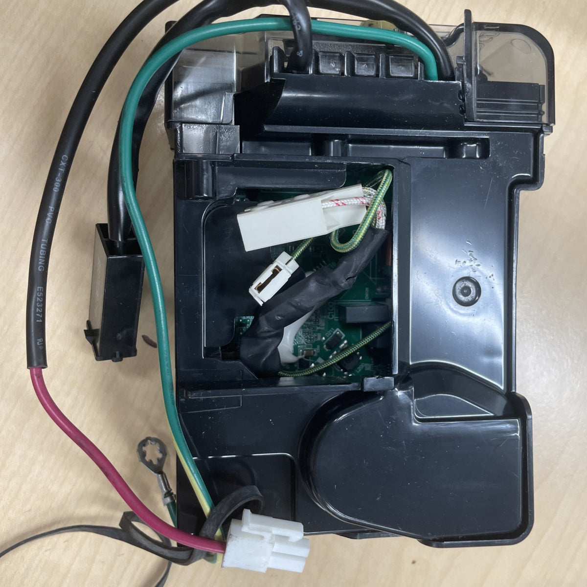 Whirlpool W11368891 INVRTR-BOX BA117