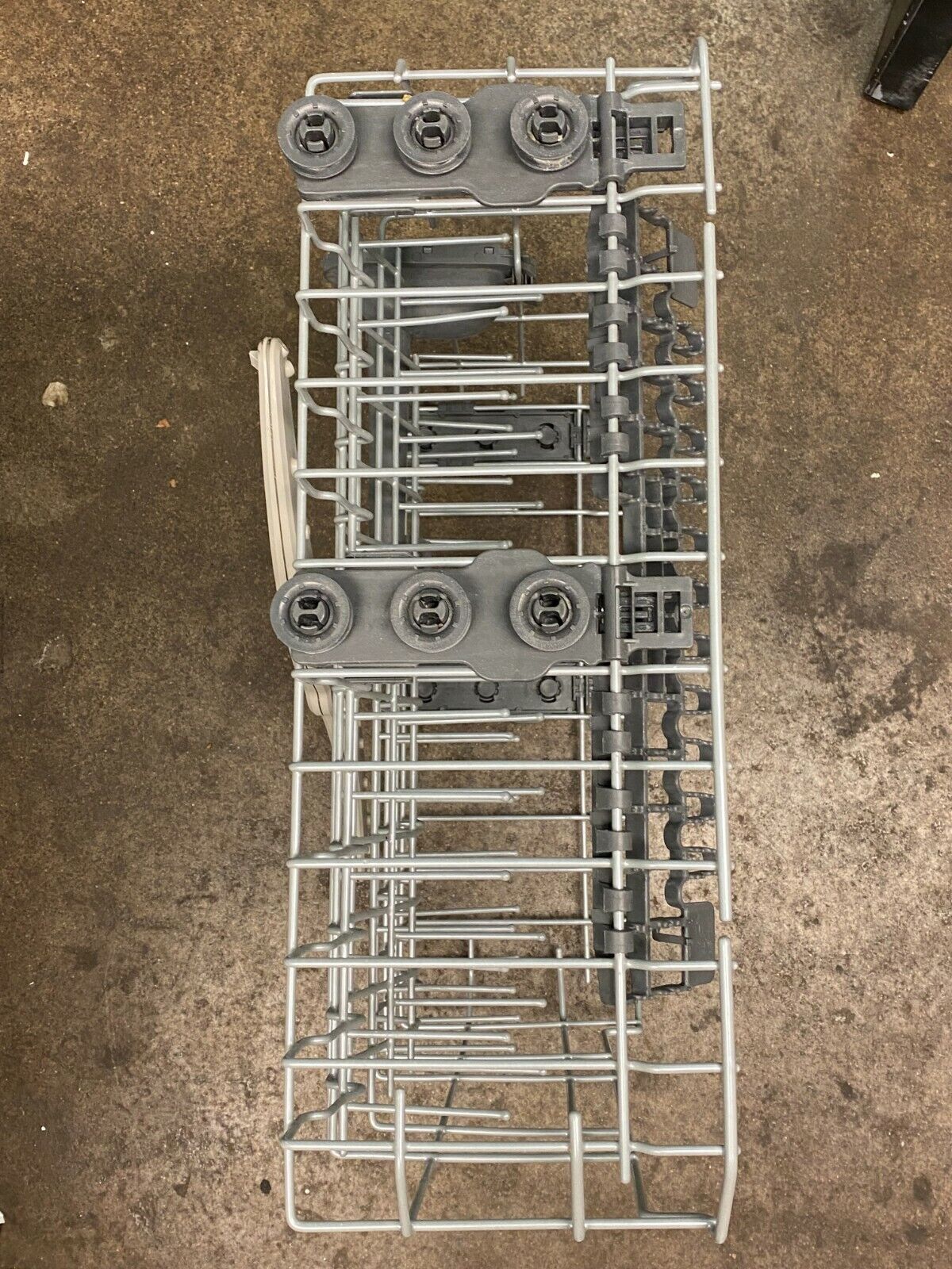 GE GDF530PGM0WW Dishwasher Upper Rack With Spray Arm Used SH477