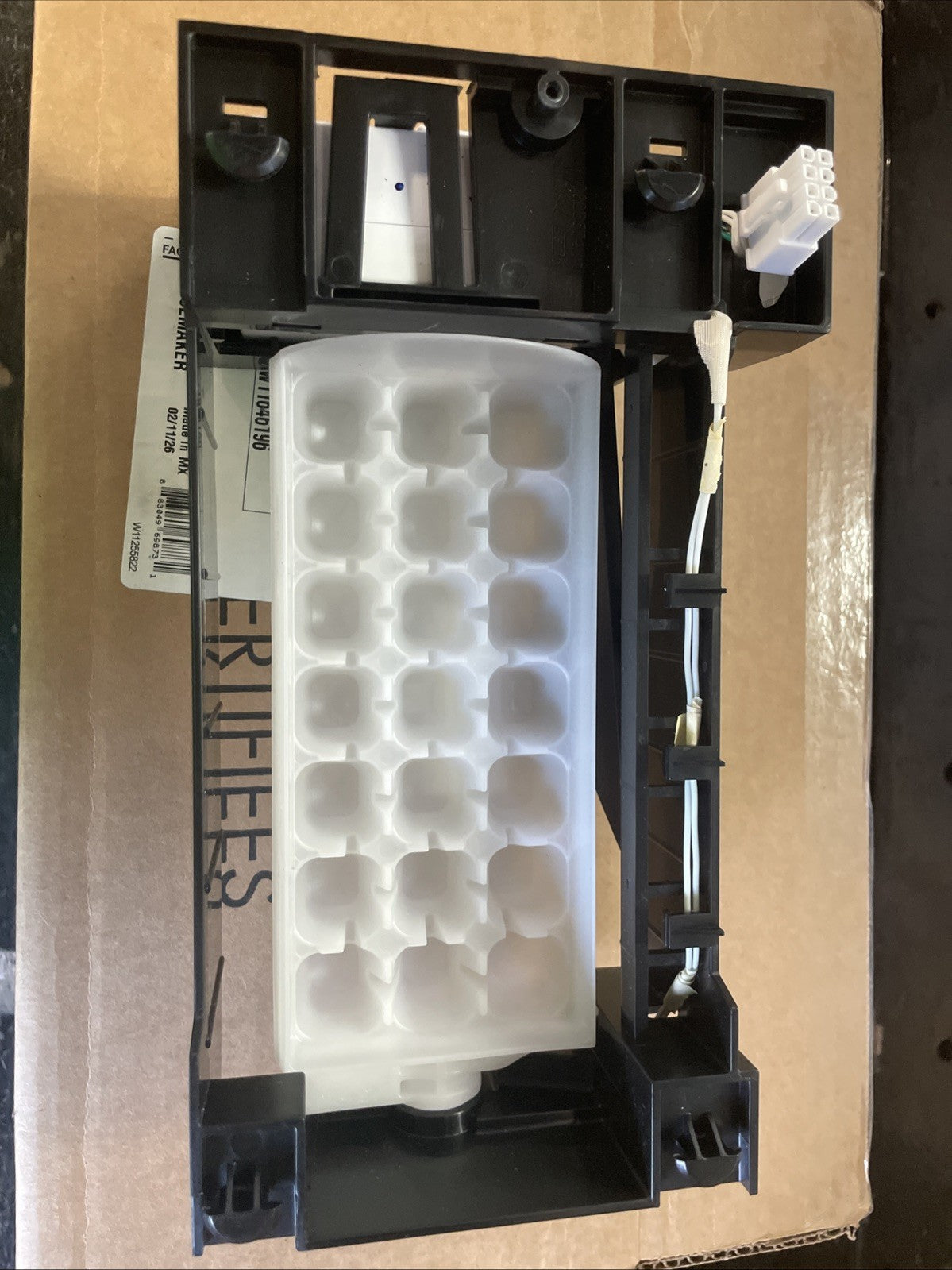 Whirlpool/Jenn-Air Ice-maker Assembly W11646196- BA7