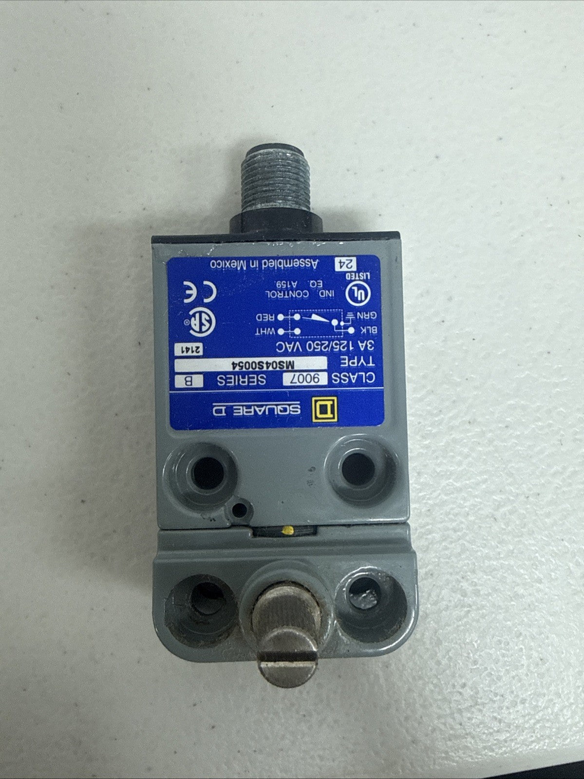 NewSquare D 9007MS04s0054 Compact Limit Switch 3a 125 250 vac 4 pin JB8