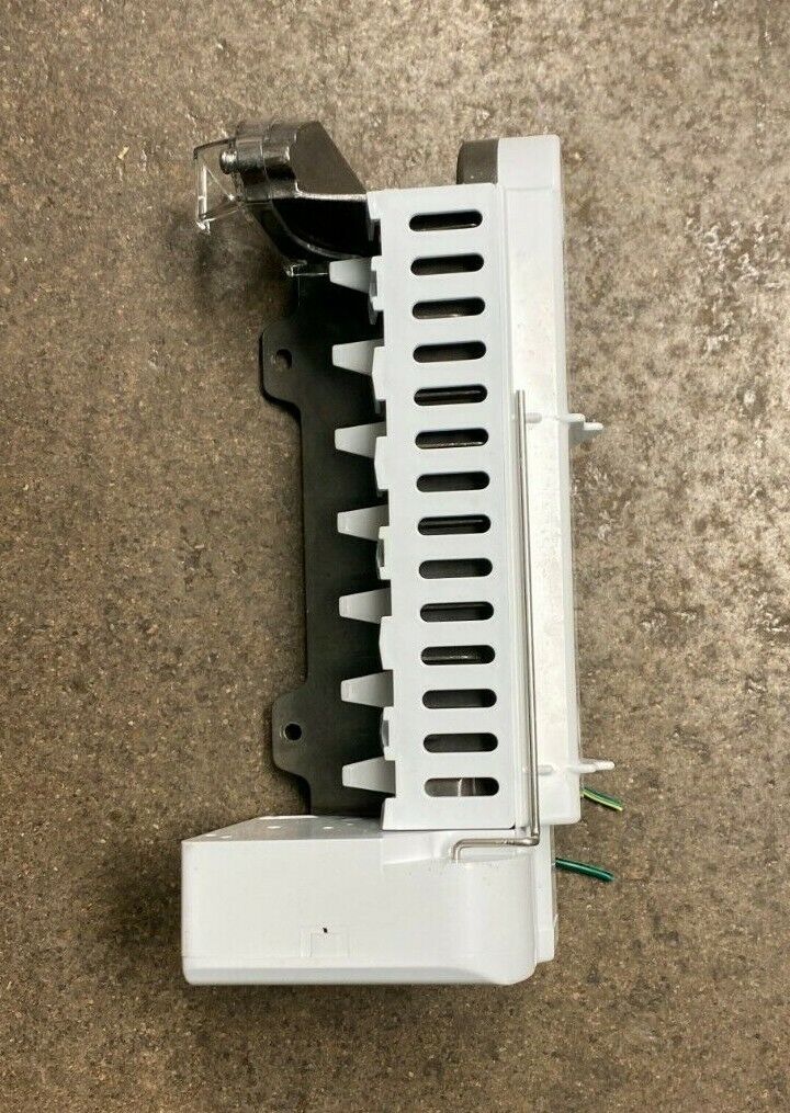 LG Refrigerator LPXS30866D/00 Ice Maker Assembly Part AEQ73130004 Used LGR2