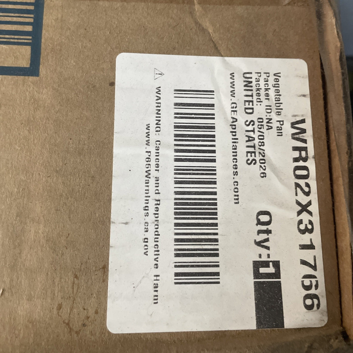 GE Refrigerator Crisper Drawer WR02X31766 BA147