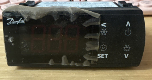 Danfoss ERC 213 Kit 080G3411 Temperature Controller - Used Jb69
