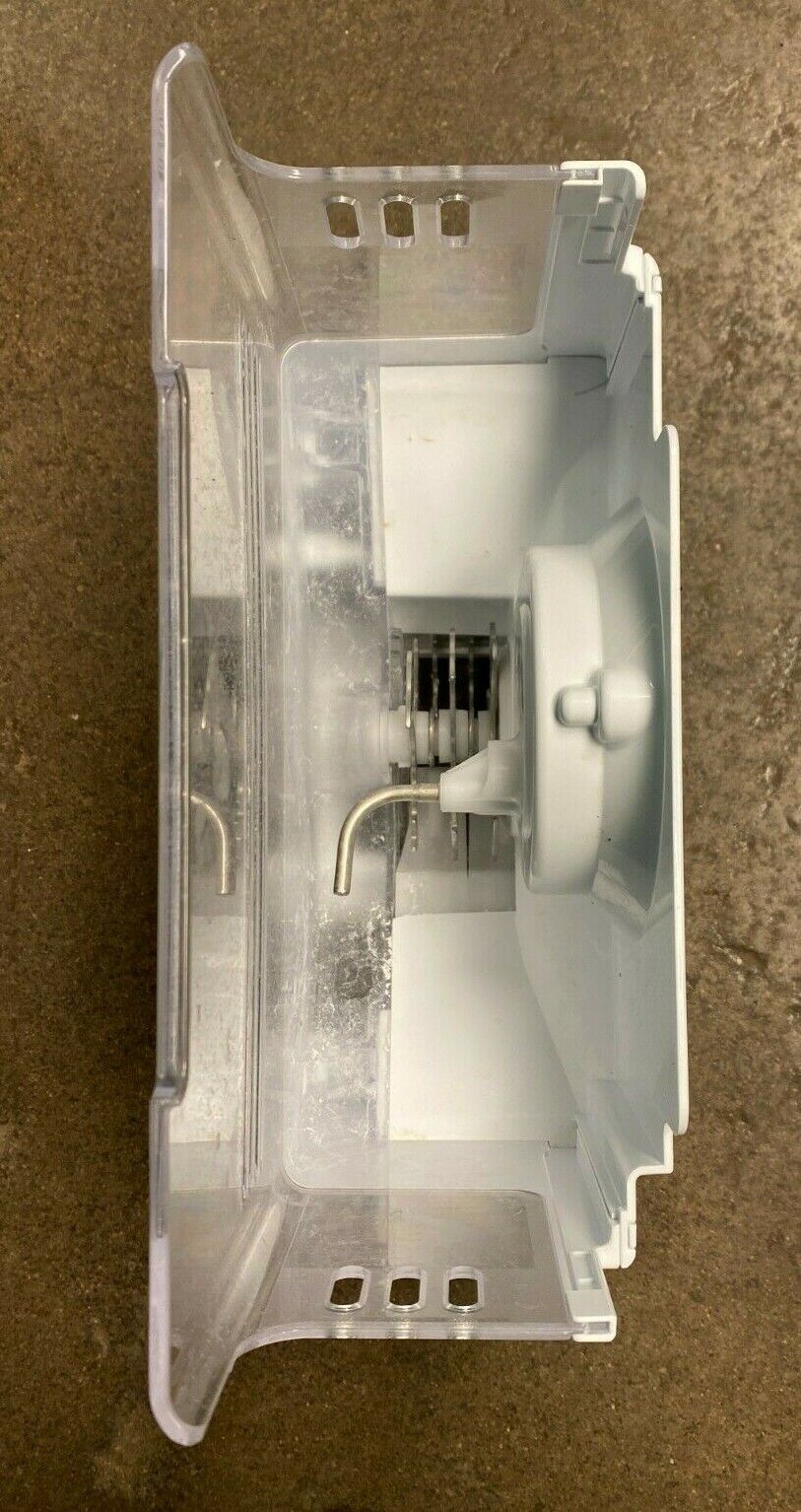 LG Refrigerator LPXS30866D/00 White Ice Maker Bin Caddy MCD618871 Used LGR1