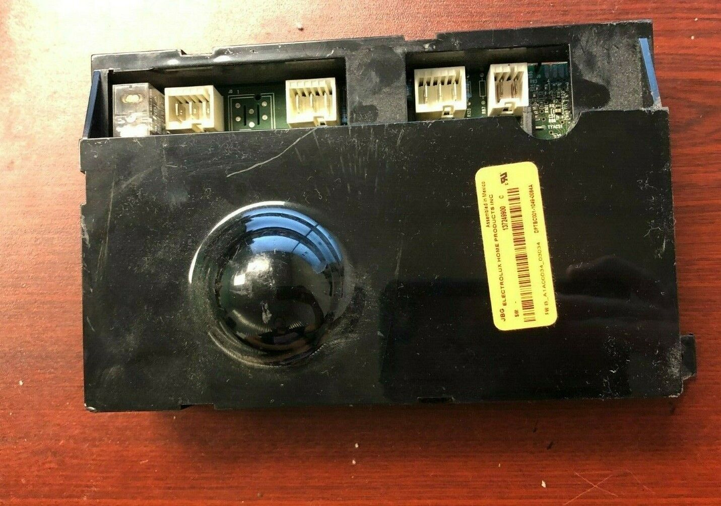 FRIGIDAIRE 137249900 MAIN CONTROL BOARD DC835